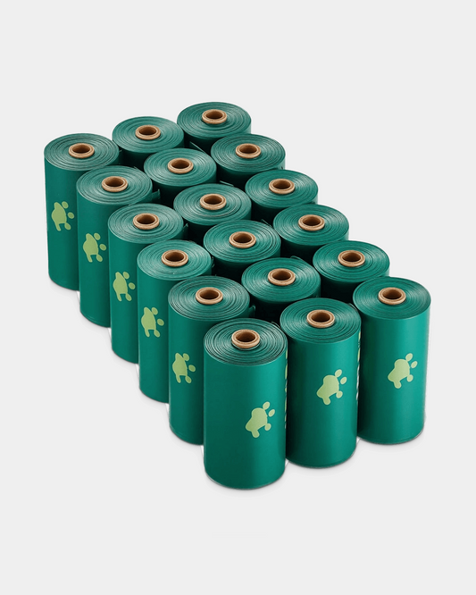 BD Warp™ Extra-Thick Leakproof Dog Waste Bags (270 Count / 18 Rolls) - 18 Refill Rolls Full Pack Isometric Studio Shot (4:5)